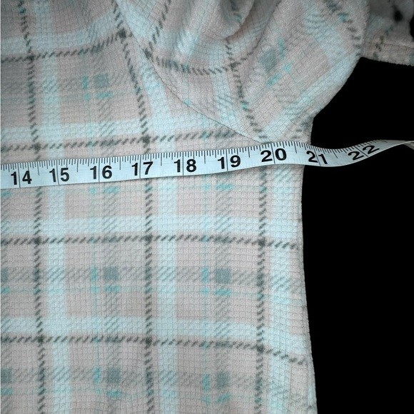 Pillow Talk PJ’s med p2 - Picture 3 of 10